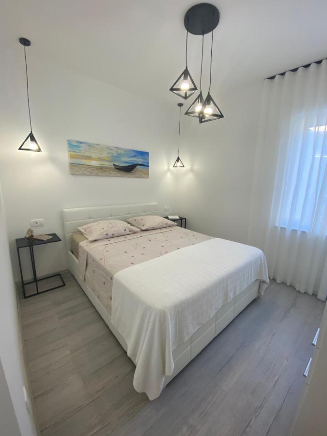 Holiday House Canis Жуляна Экстерьер фото